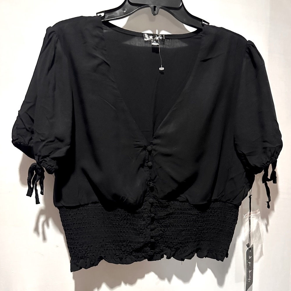 Black Women's Smocked Waist Top with Short Sleeves - Size XL